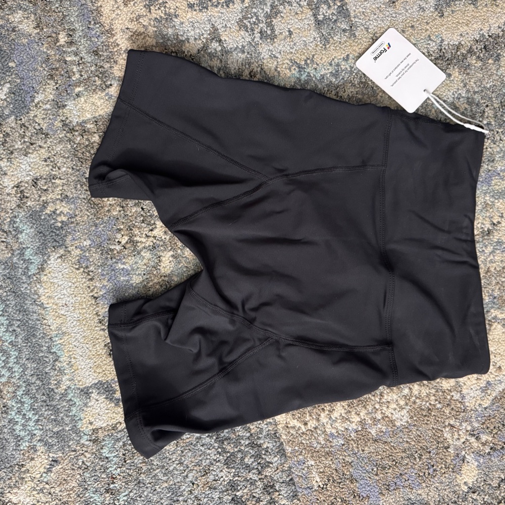 NWT - Forme Sculpt Short 8” - Medium - Picture 7 of 7